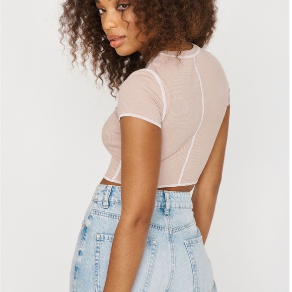 Garage Exposed Seams Stormi CropTee Toffee Beige Brown size S - Picture 3 of 11